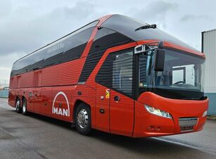 الباص السياحي Neoplan STARLINER;ROYAL-LUXE