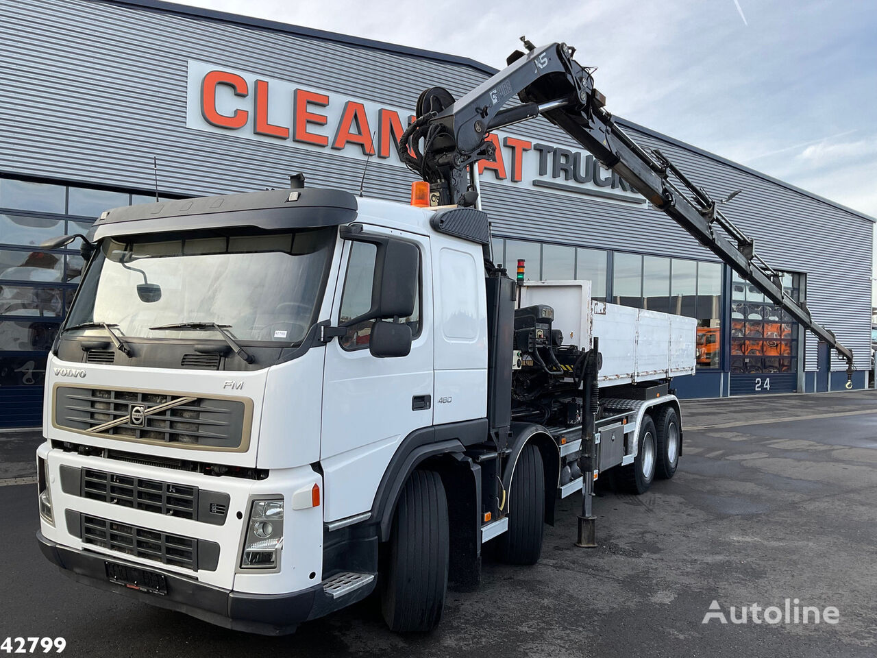 شاحنة ذات الخطاف Volvo FM 12 460 8X4 haakarmsysteem inclusief container met Hiab 28 Ton