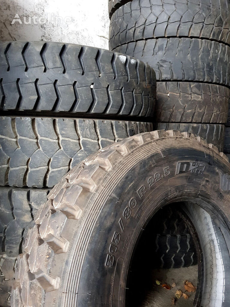 إطار عجلة الشاحنة 315/80 R 22,5 oder 315/70 R 22,5 Gebrauchtreifen vom Reifengroßh